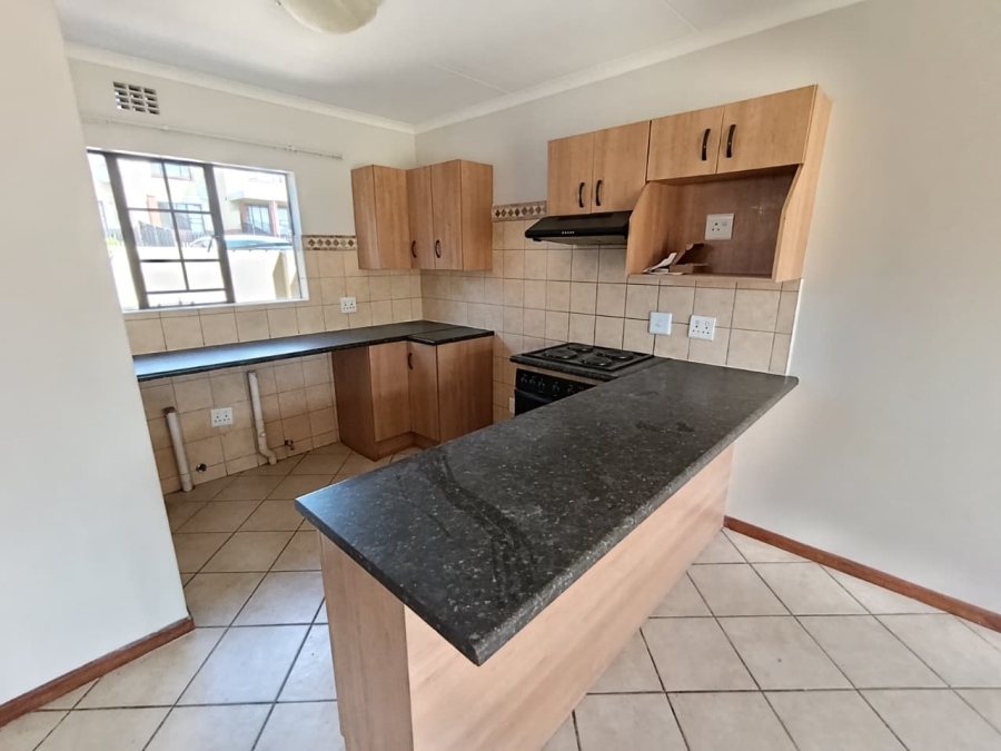 To Let 2 Bedroom Property for Rent in Hillside Free State